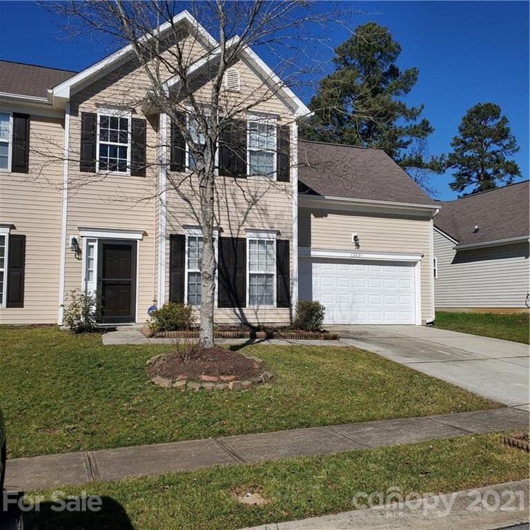 12821 Sandpines Lane