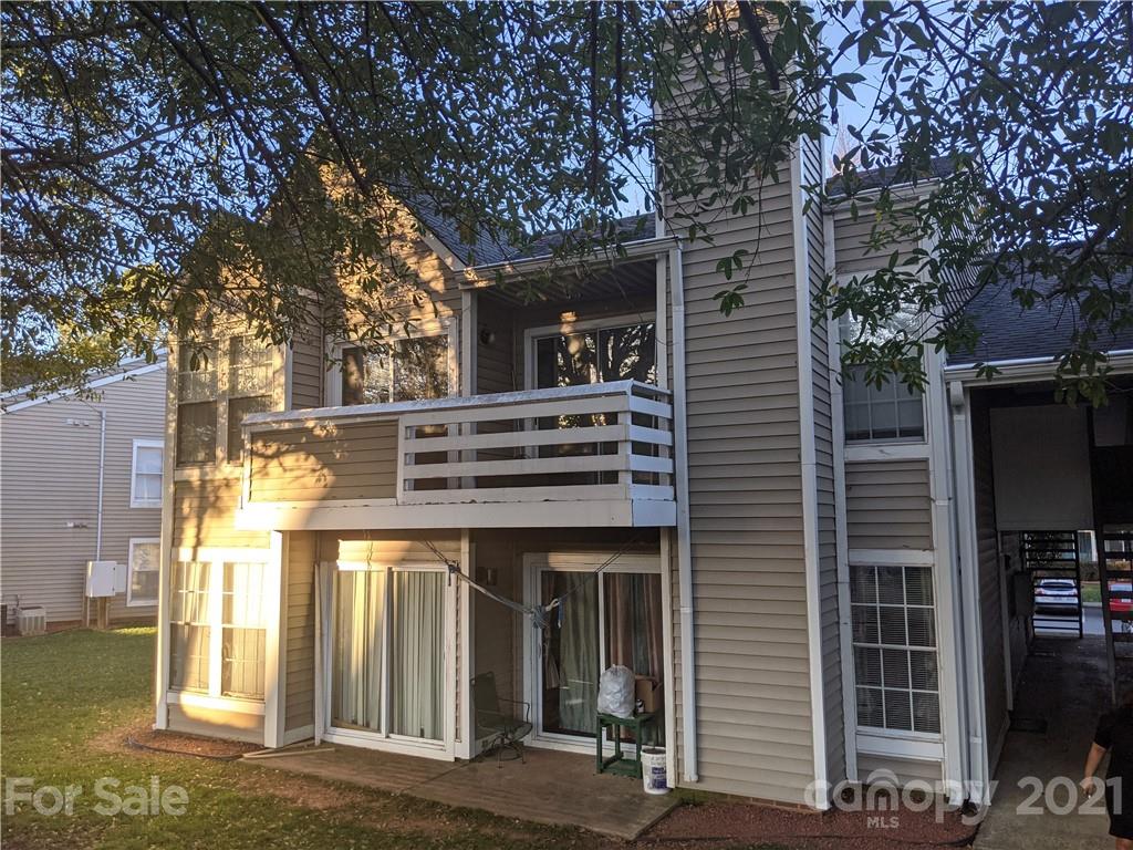 Property image 1 at 9601 Vinca Circle, Charlotte, NC 28213