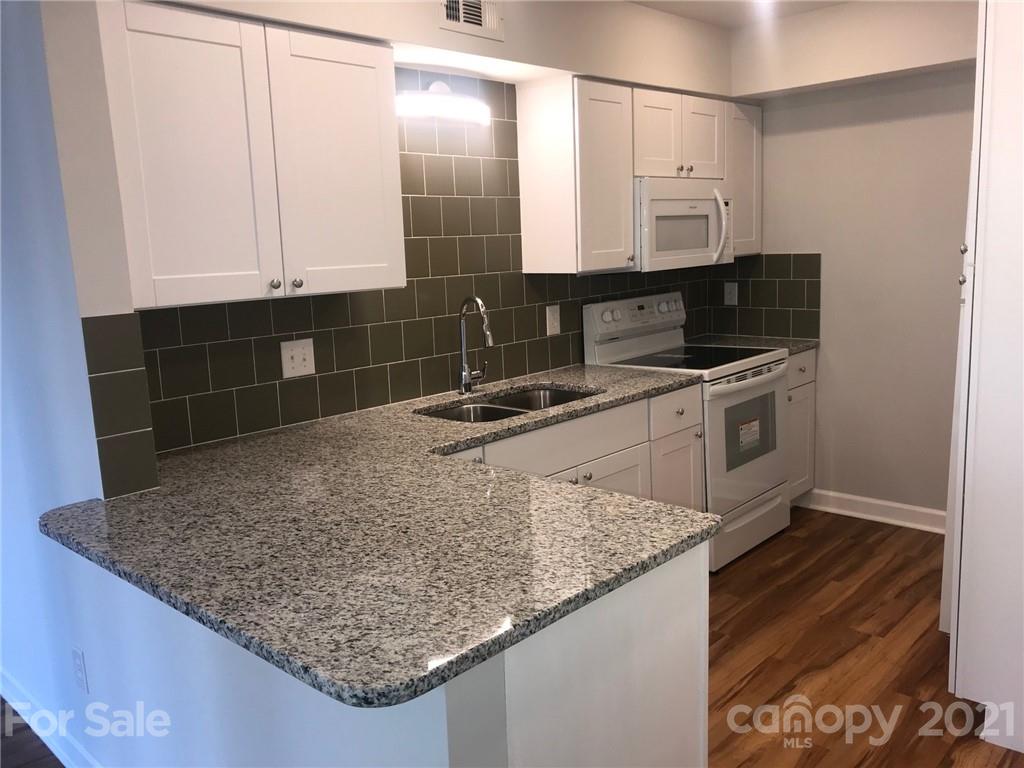 Property image 1 at 7435 Ashfield Court, Charlotte, NC 28226