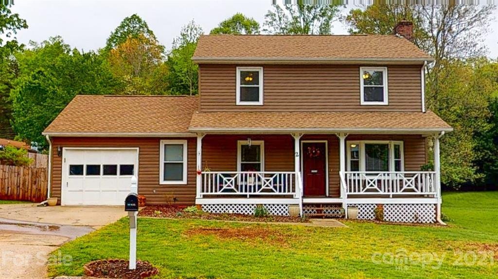 Property image 1 at 2 Marlwood Court, Asheville, NC 28804