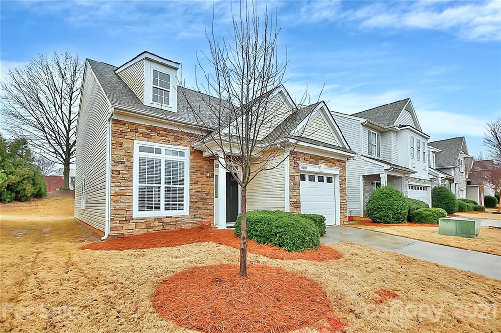 Property image 1 at 9007 Holland Park Lane, Charlotte, NC 28277