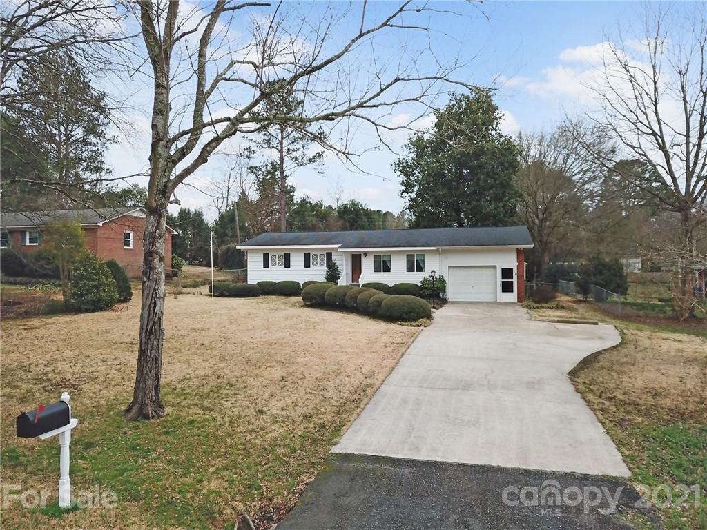 Property image 1 at 1223 Gladstone Road, Lancaster, SC 29720