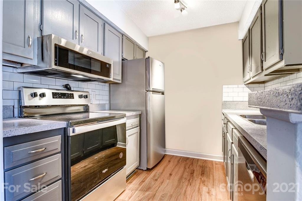 Property image 1 at 8123 Tremaine Court, Charlotte, NC 28227