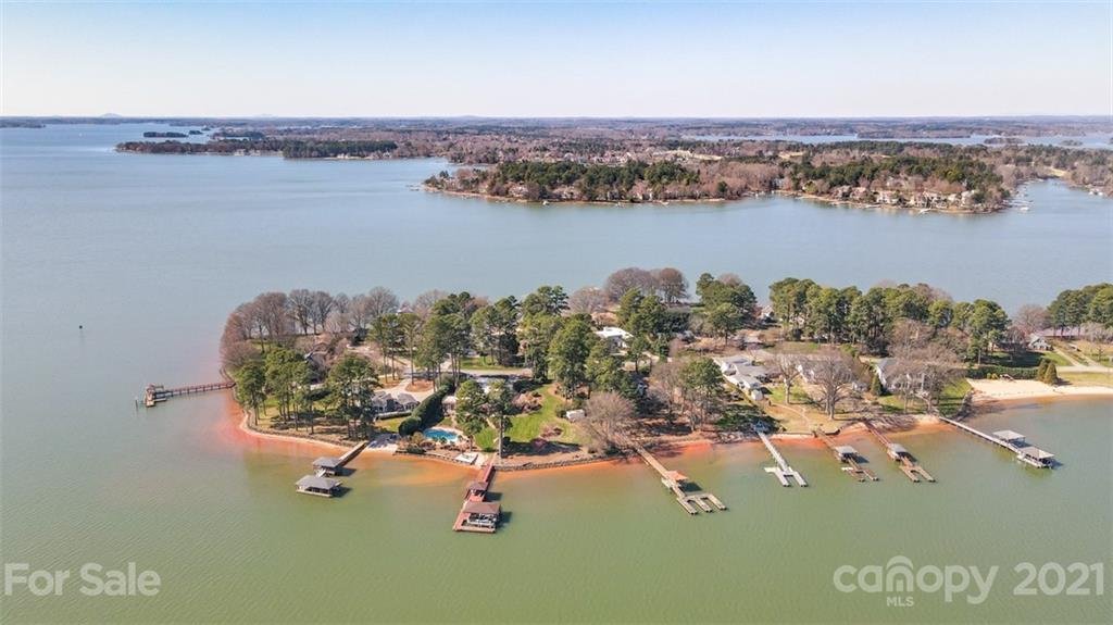 Property image 1 at 717 Isle Of Pines Road, Mooresville, NC 28117