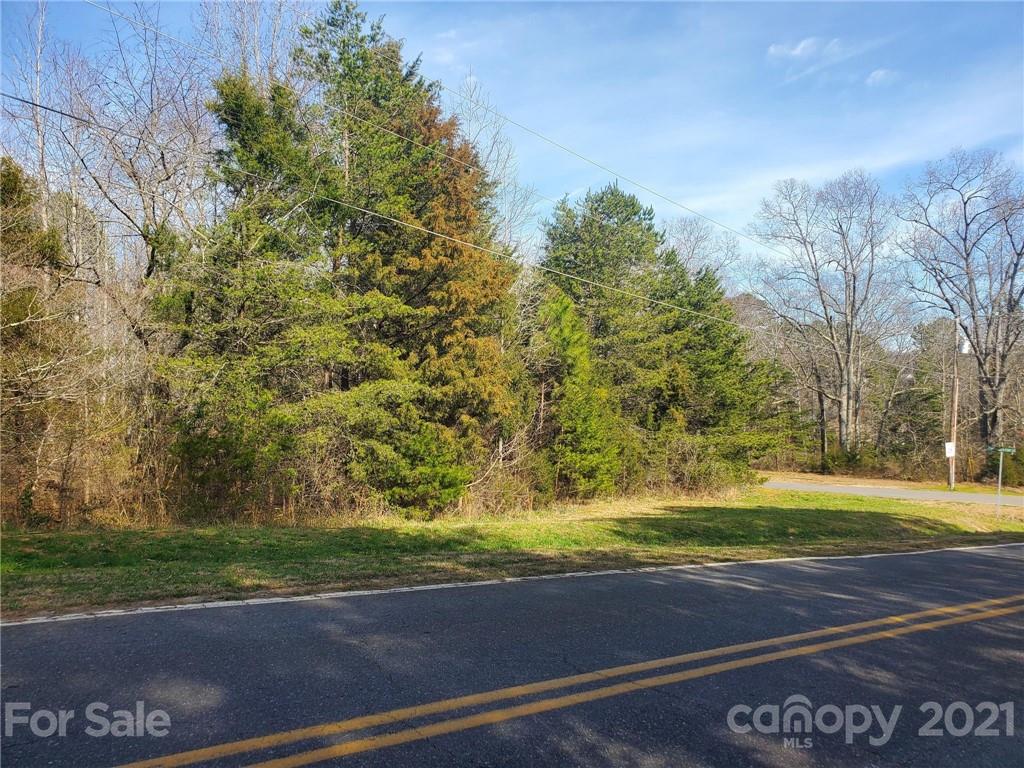 Property image 1 at 213 Harbor Point Drive, Cherryville, NC 28021