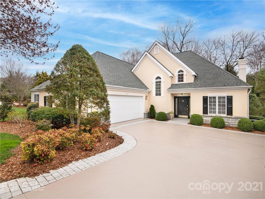 Property image 1 at 14 Clovelly Way, Asheville, NC 28803