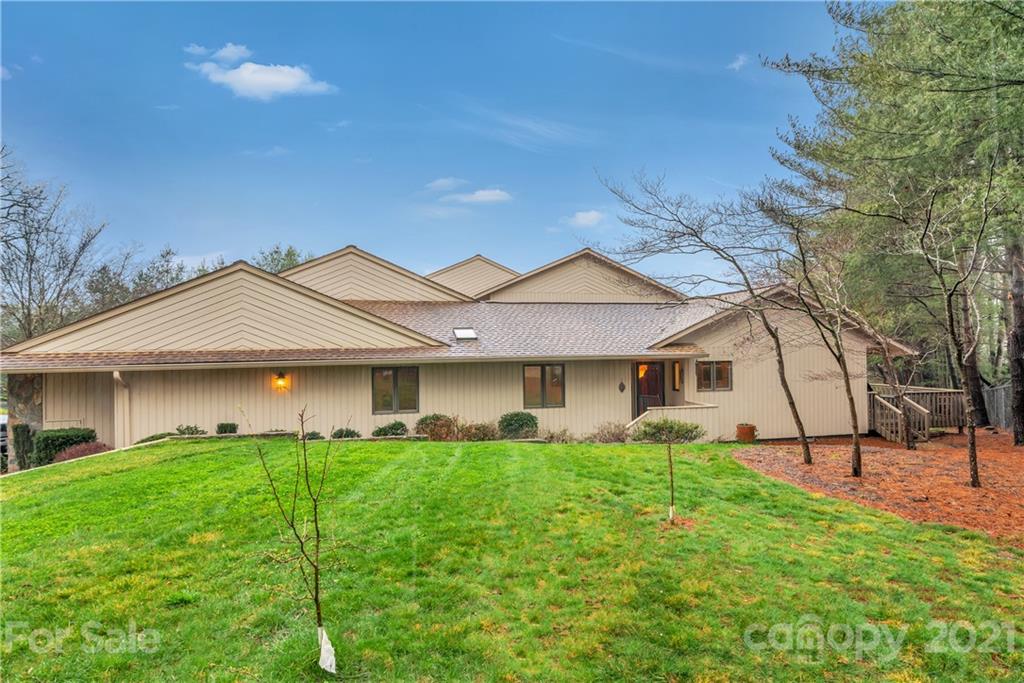 Property image 1 at 103 Cloverleaf Lane, Asheville, NC 28803