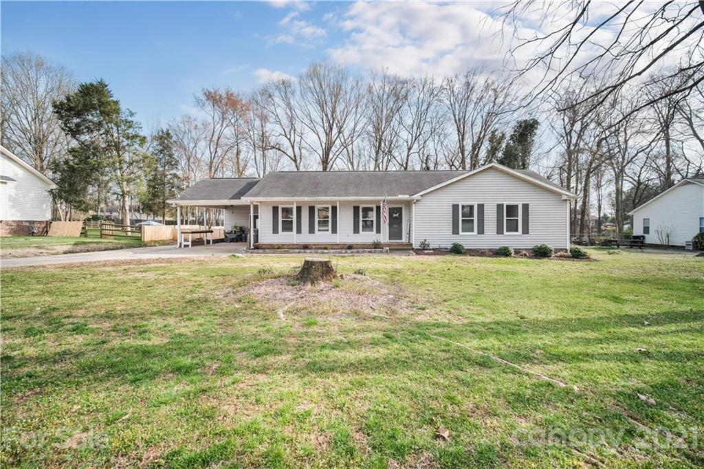 2661 Saddlewood Circle