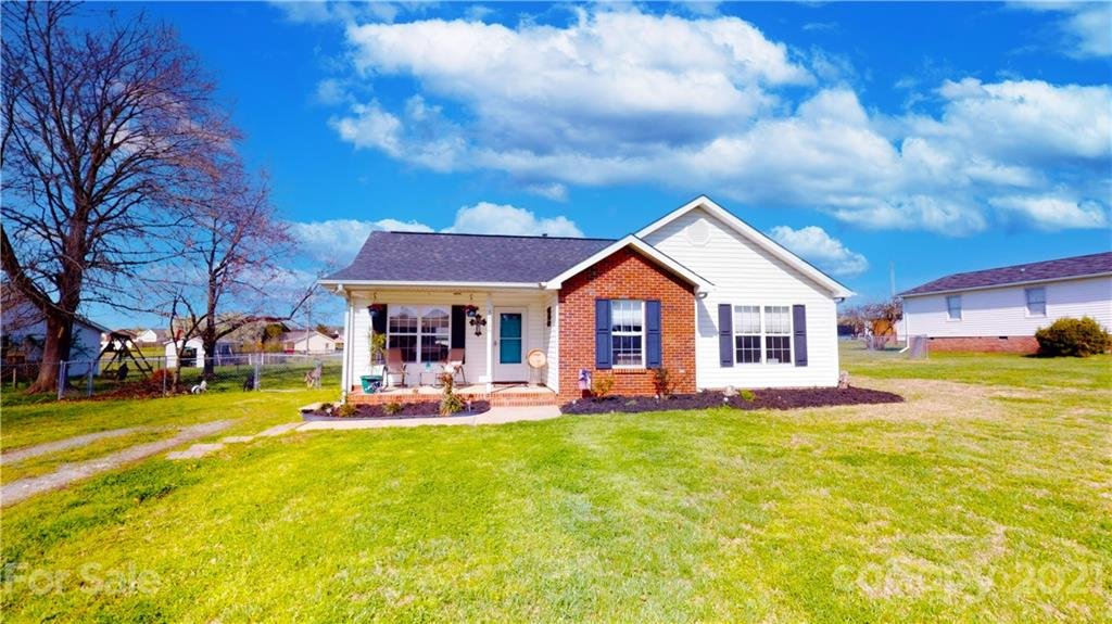 Property image 1 at 5012 Willow Run Drive, Monroe, NC 28110