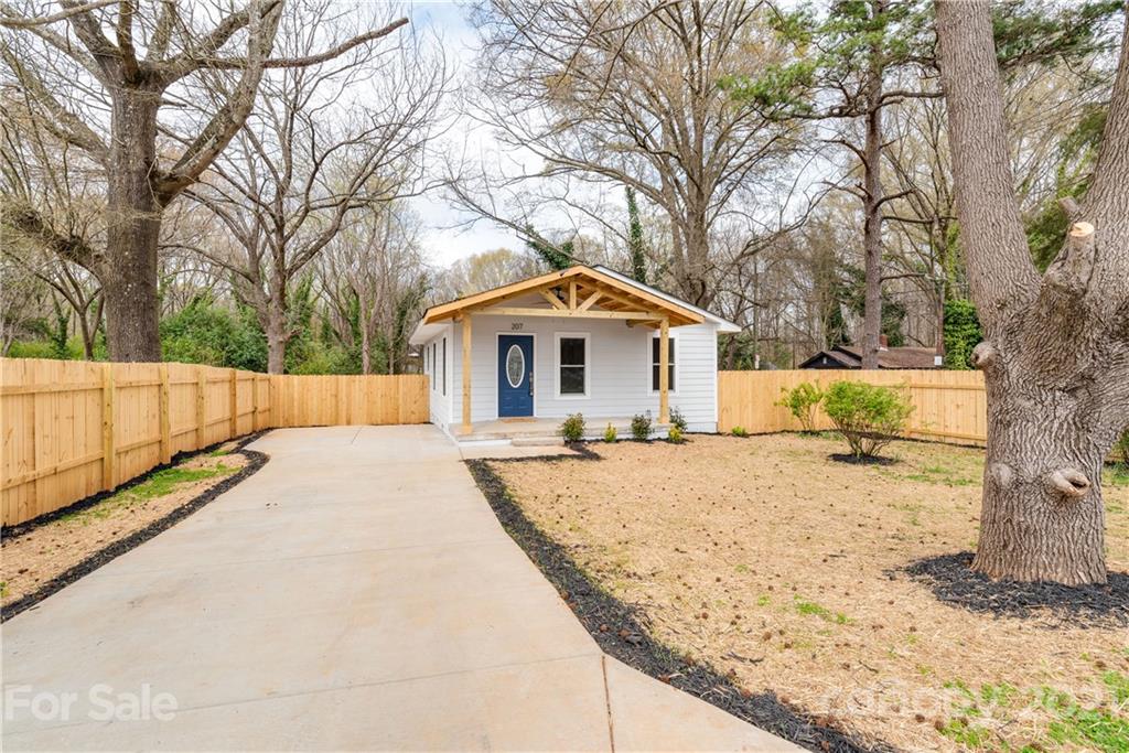 Property image 1 at 207 Sanders Street, Fort Mill, SC 29715