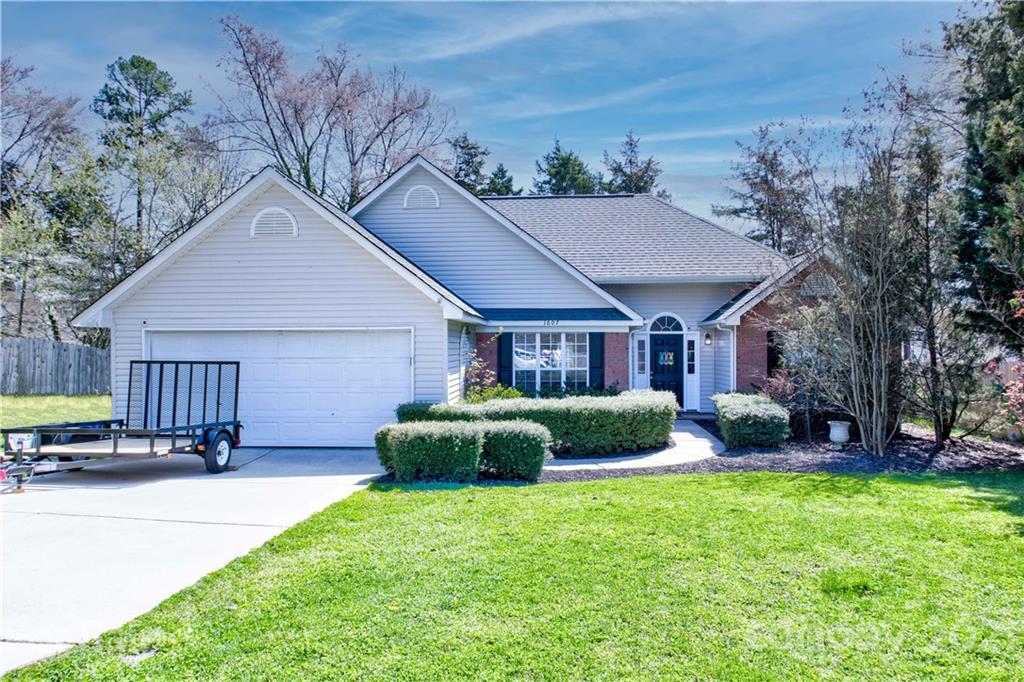 1607 Ingleside Court