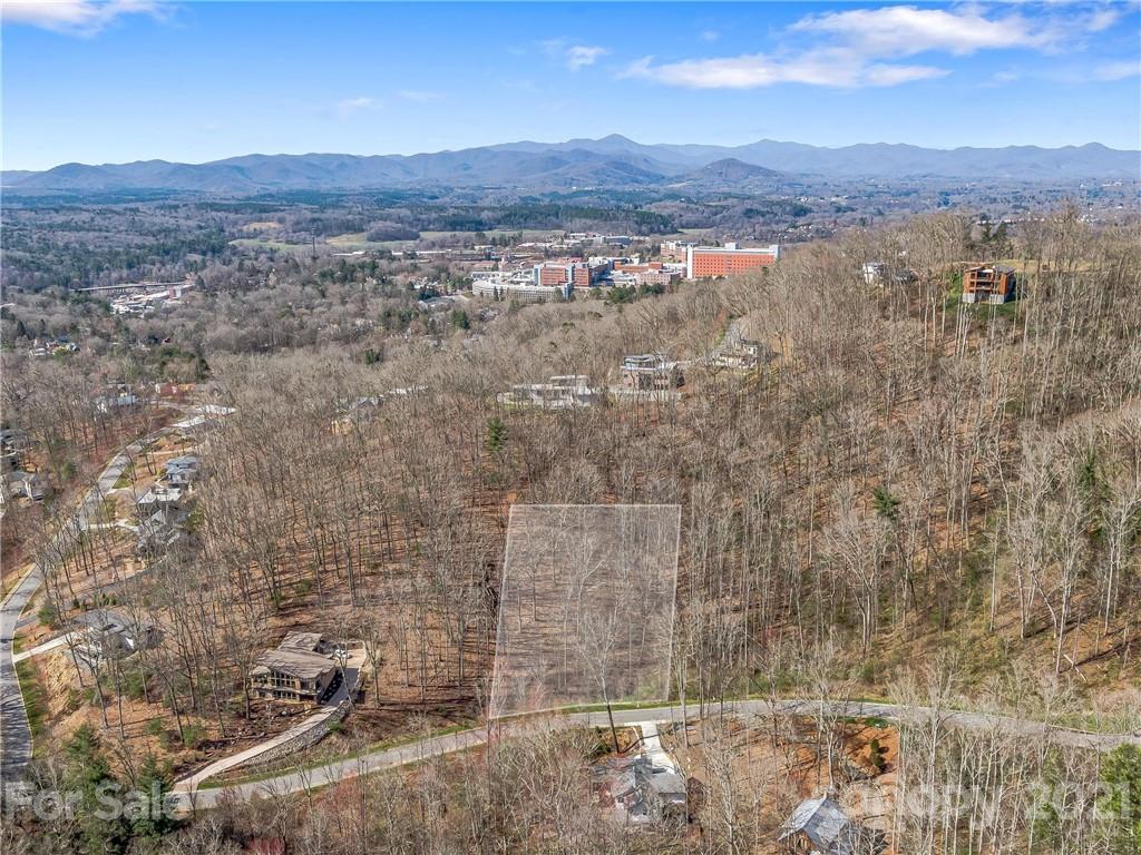 Property image 1 at 6 La Grange Drive, Asheville, NC 28805