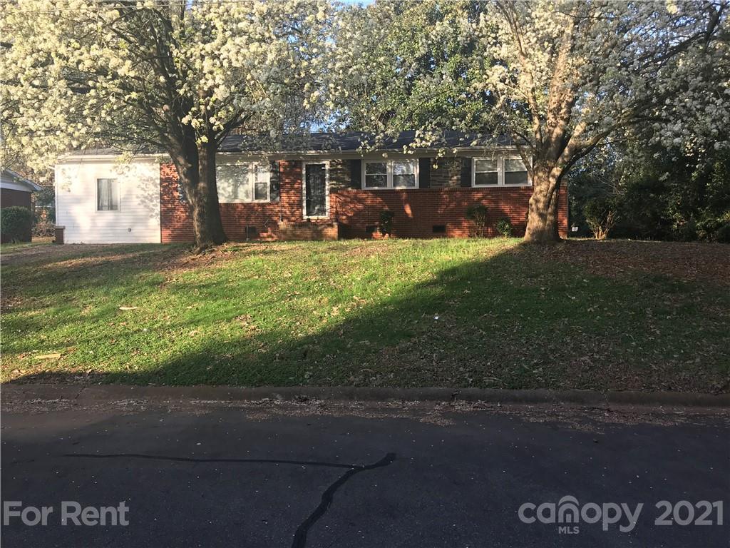 Property image 1 at 2543 Dalebrook Drive, Charlotte, NC 28216