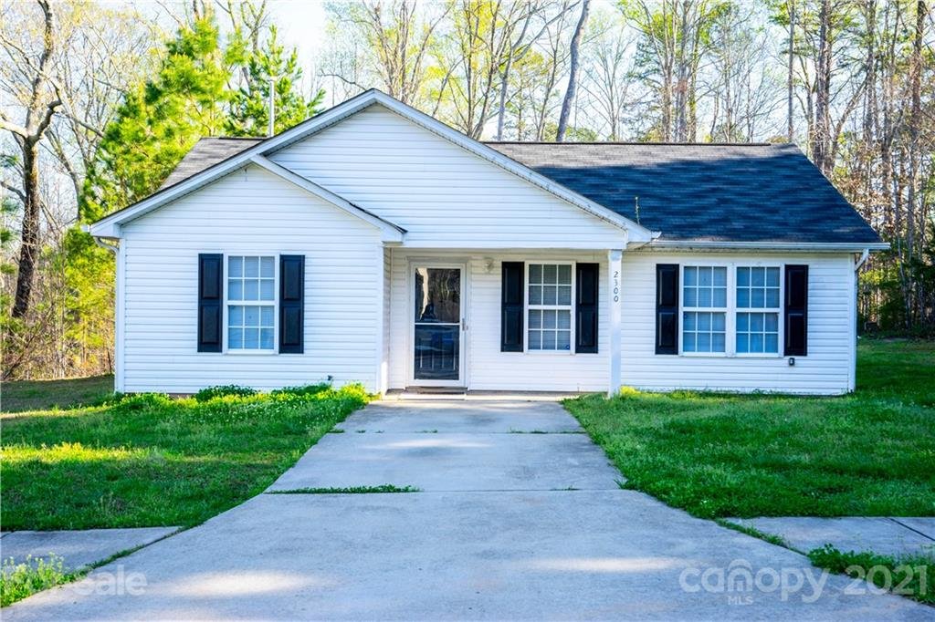 Property image 1 at 2300 Gelsinger Avenue, Bessemer City, NC 28016
