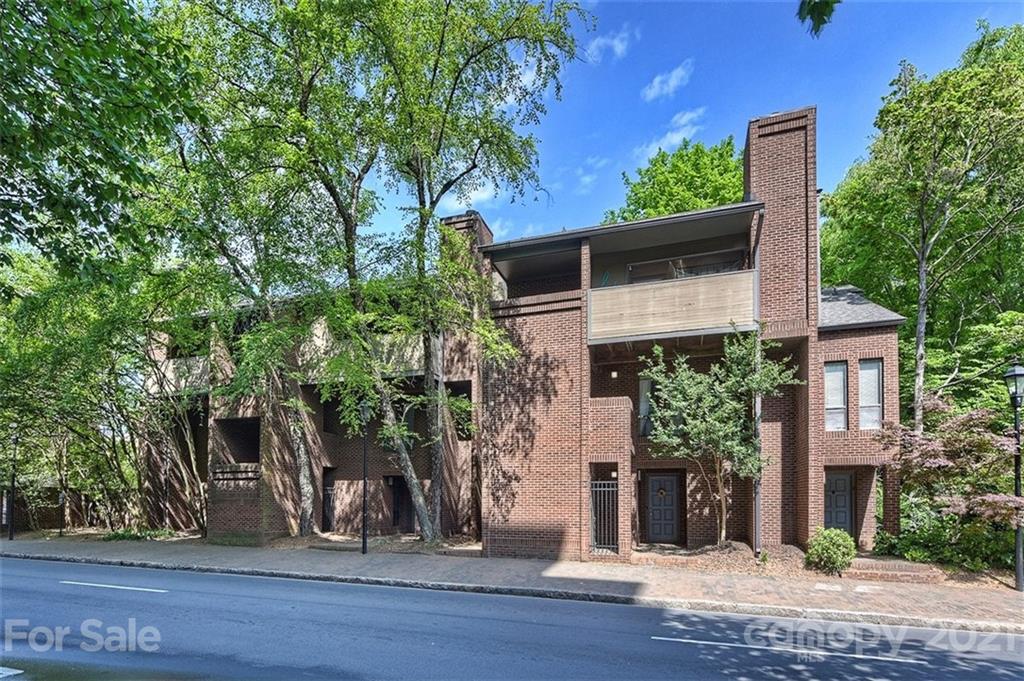 Property image 1 at 425 N Church Street, Charlotte, NC 28202