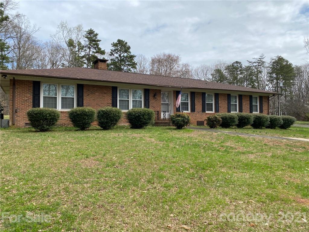 Property image 1 at 2932 Beaman Avenue, Charlotte, NC 28273