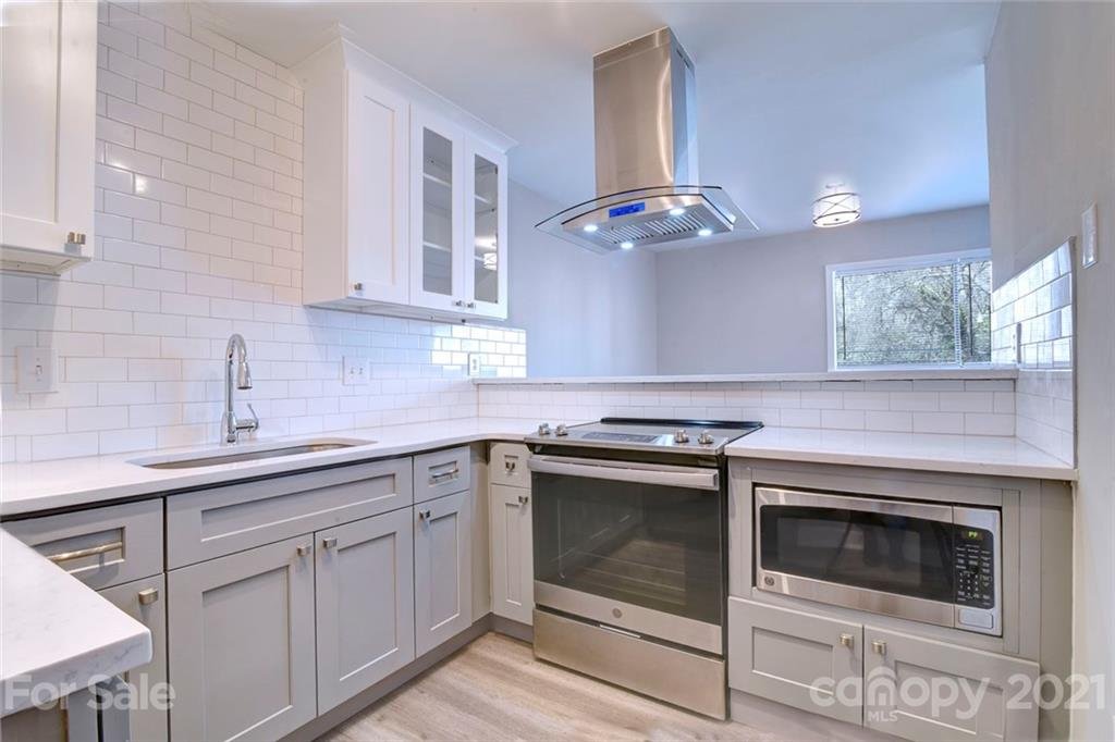 Property image 1 at 1616 Flynwood Drive, Charlotte, NC 28205