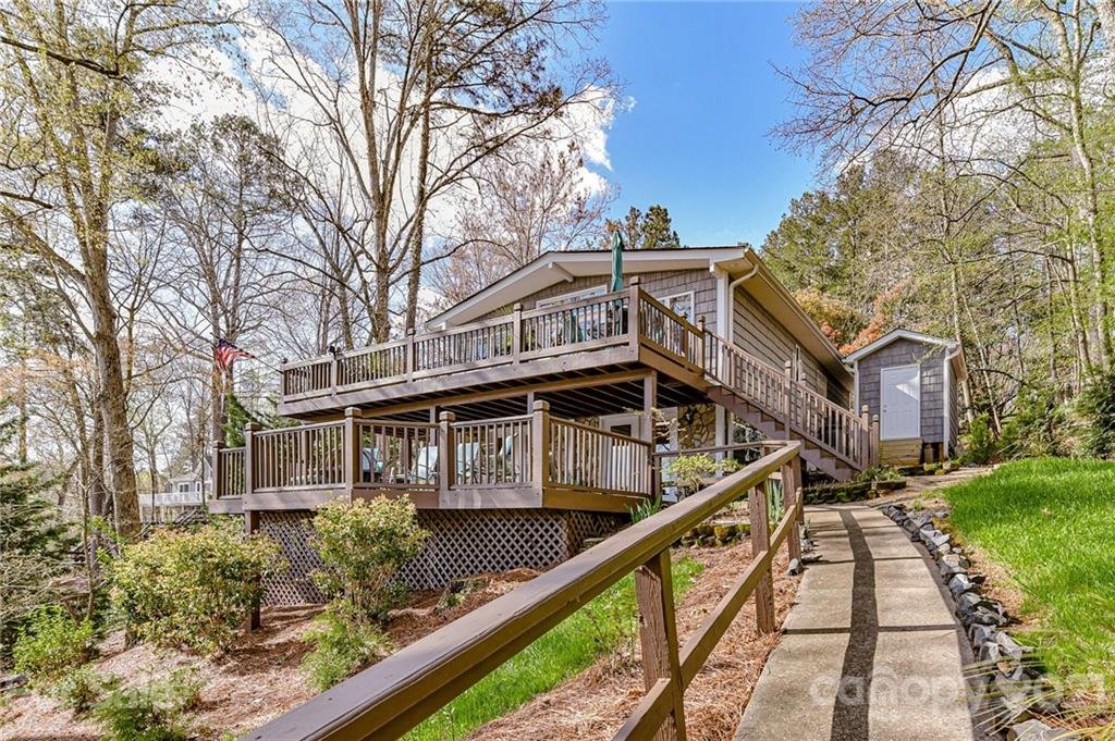 Property image 1 at 550 Deerfield Road, Mount Gilead, NC 27306