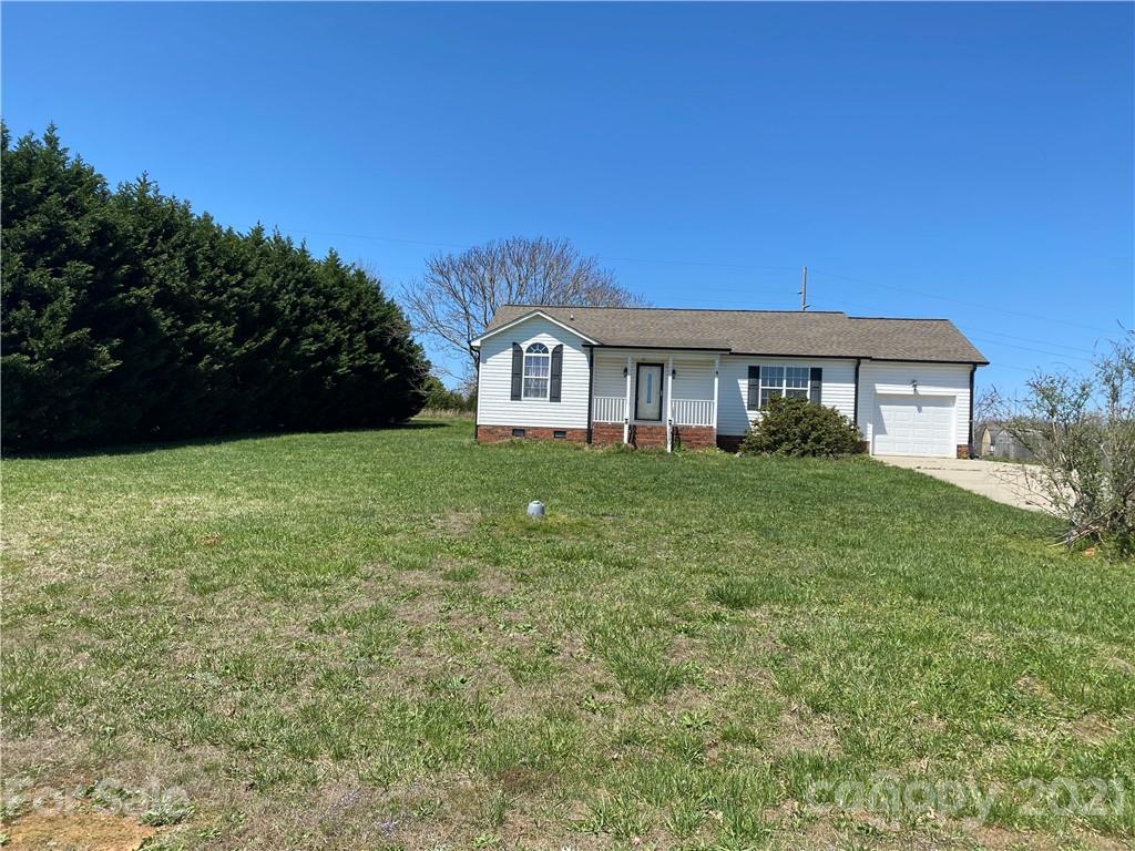 Property image 1 at 3920 White Tail Lane, Vale, NC 28168