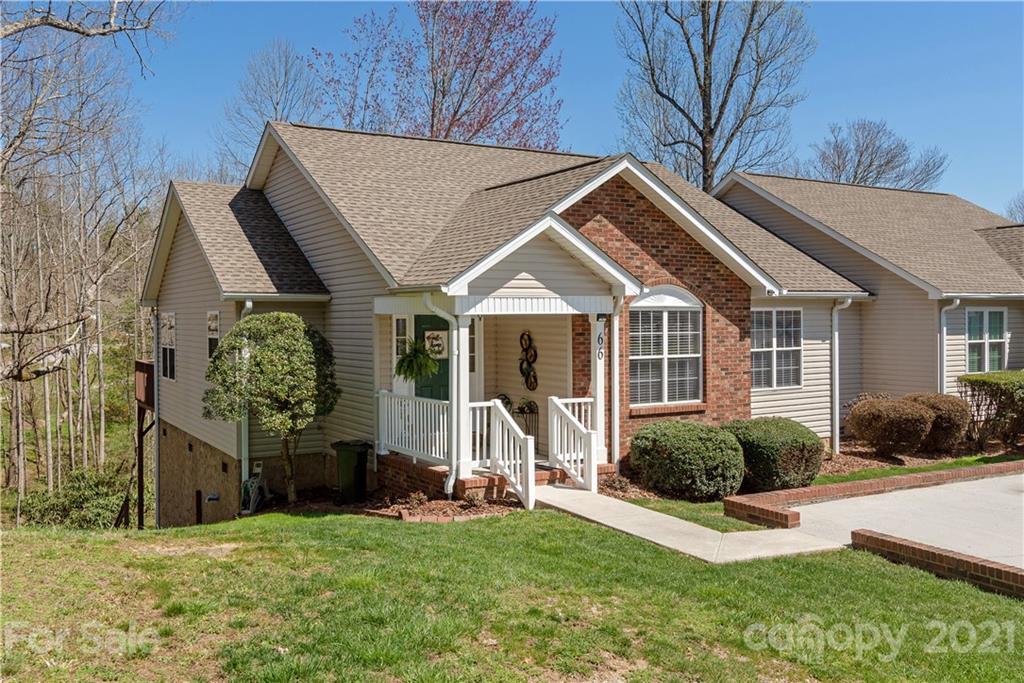Property image 1 at 66 N Woodridge View Court, Hendersonville, NC 28791