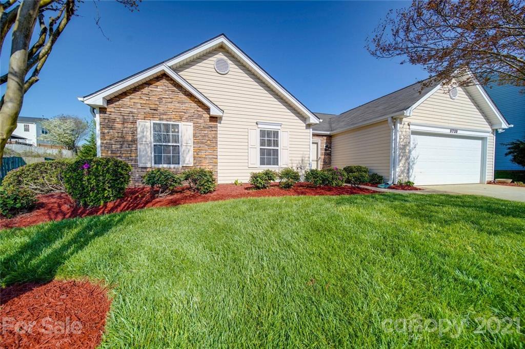 Property image 1 at 9709 Avensong Crossing Drive, Charlotte, NC 28215