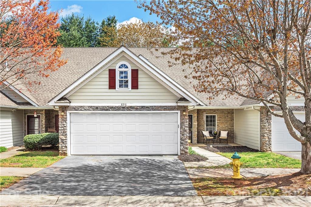 Property image 1 at 896 West Pointe Drive, Asheville, NC 28806