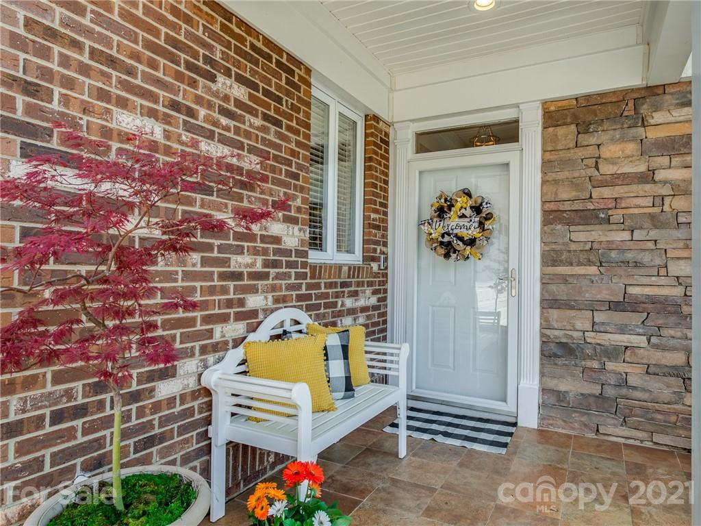 Property image 1 at 10835 Casetta Drive, Matthews, NC 28105