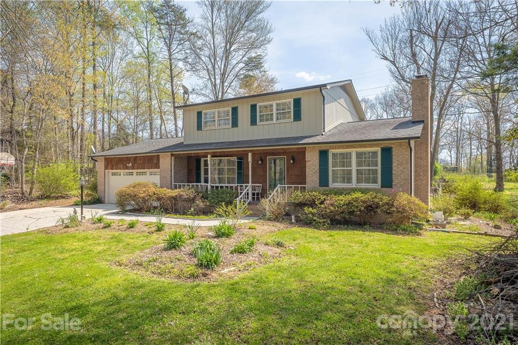 Property image 1 at 2975 Woodstream Drive, Valdese, NC 28690