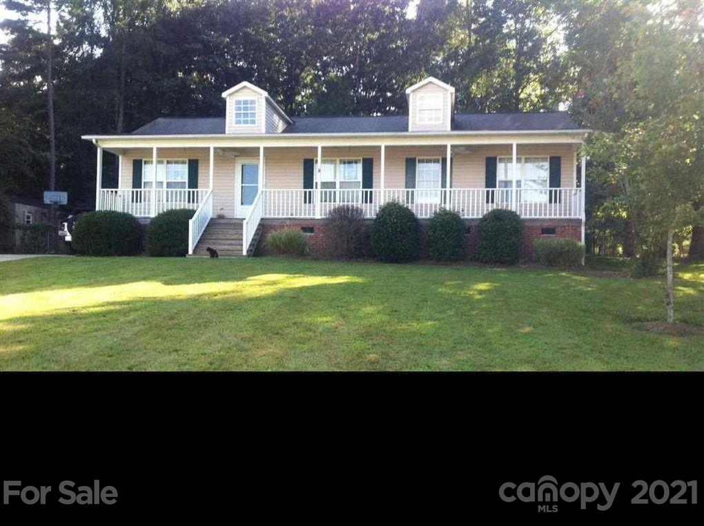 Property image 1 at 216 Sheffield Drive, York, SC 29745