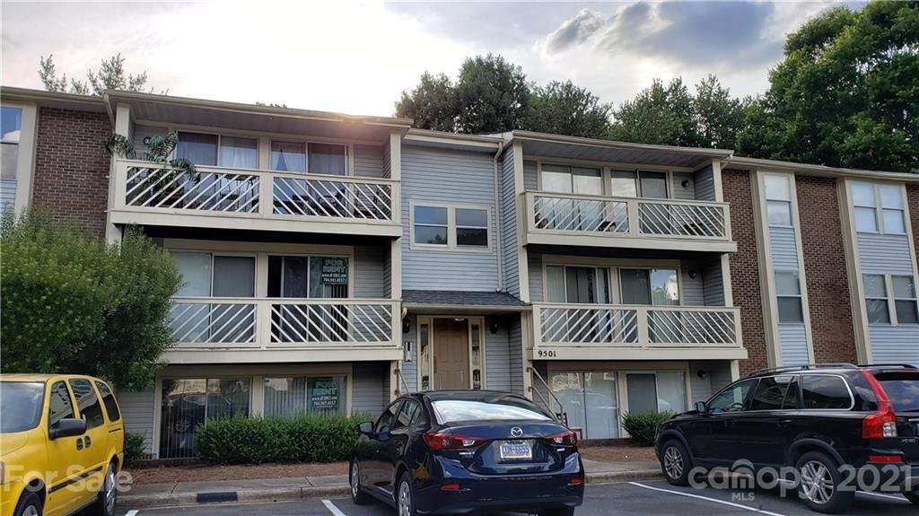 9501 Shannon Green Drive