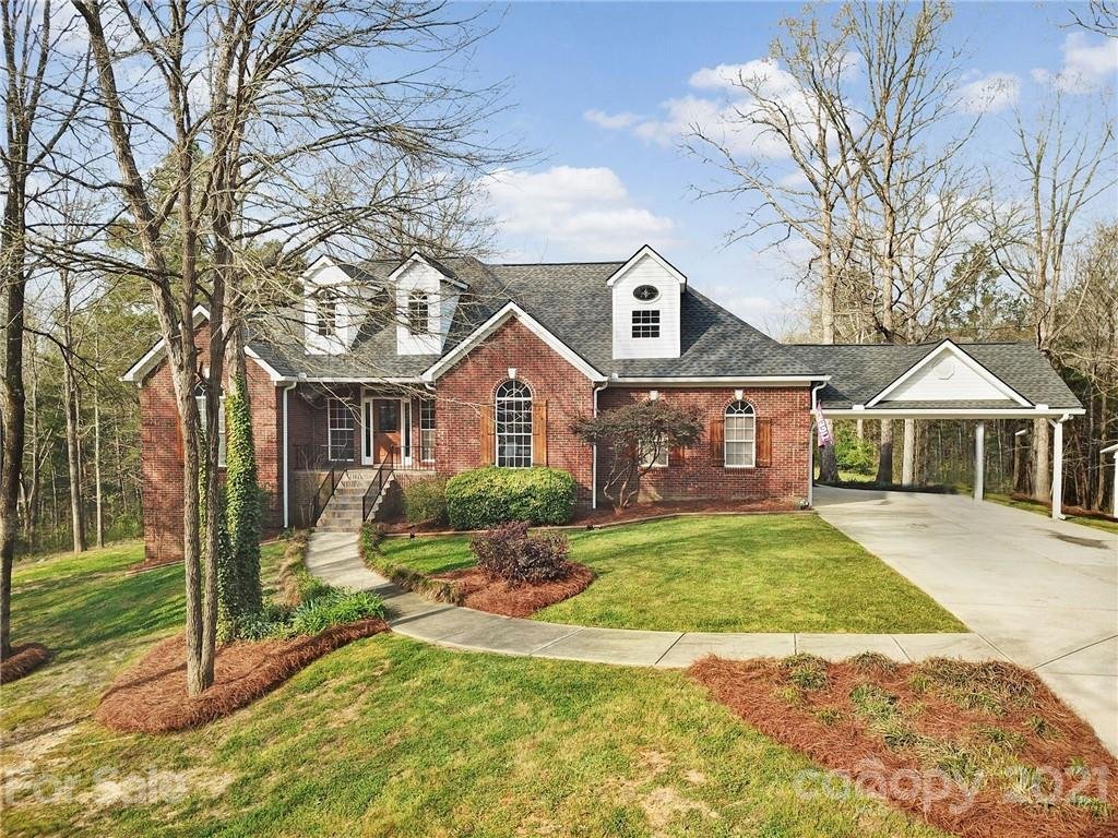 Property image 1 at 2830 Point Drive, Richburg, SC 29729