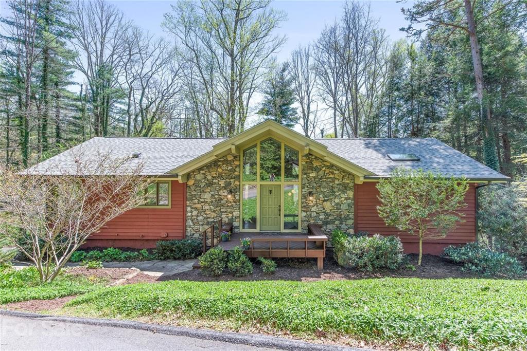 Property image 1 at 223 Robinhood Road, Asheville, NC 28804