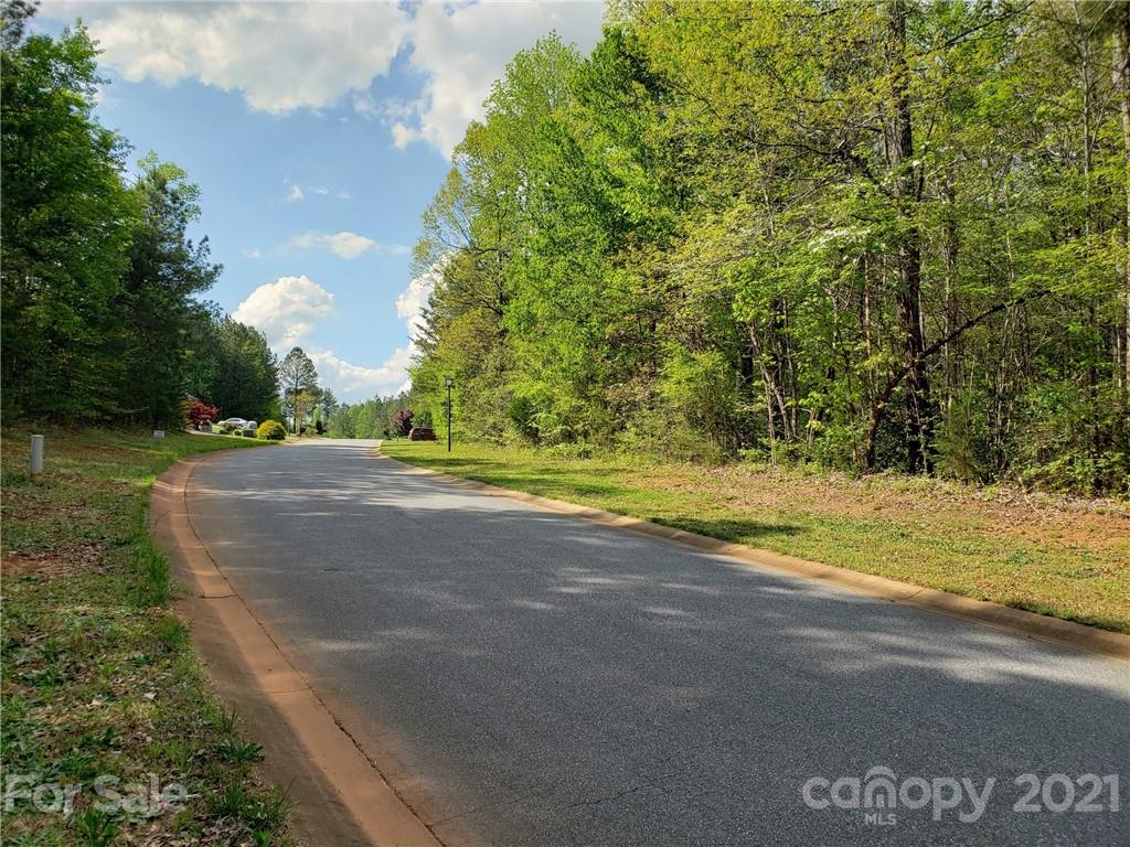Property image 1 at 9032 Wagon Trail, Lincolnton, NC 28092