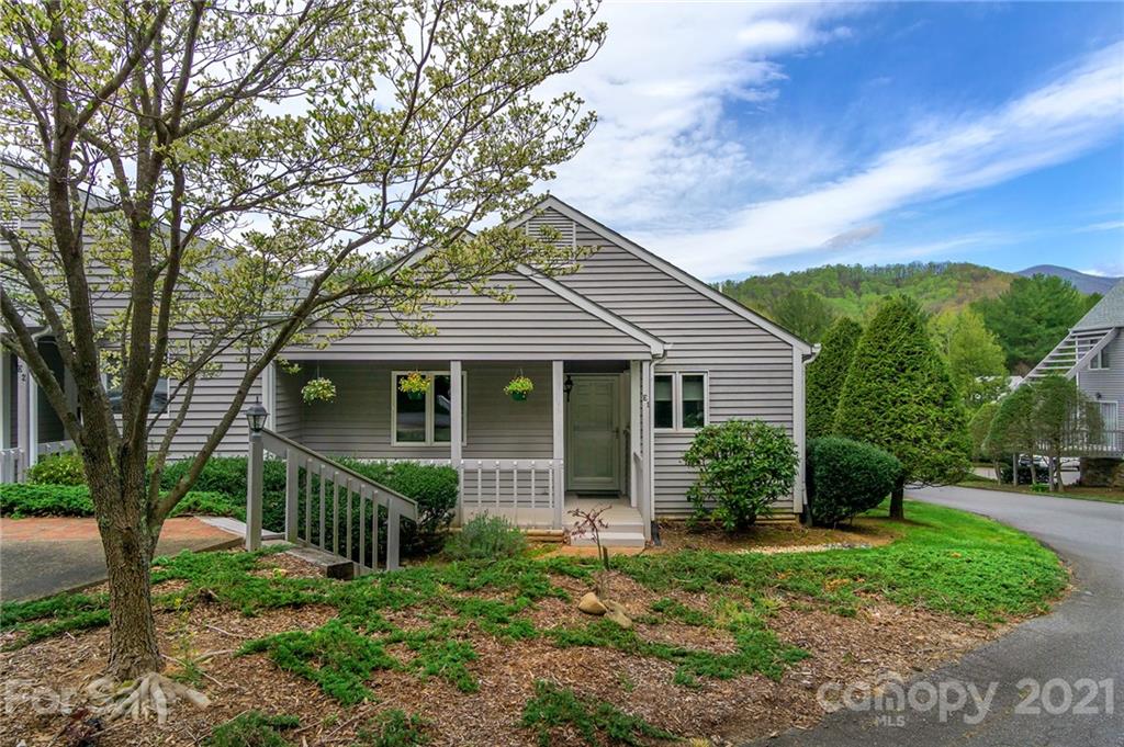 Property image 1 at 1e Lynx Drive, Black Mountain, NC 28711