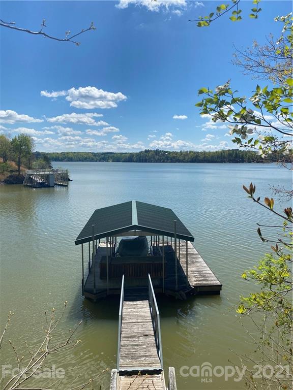 Property image 1 at 1193 Bear Cliff Drive, Marion, NC 28752