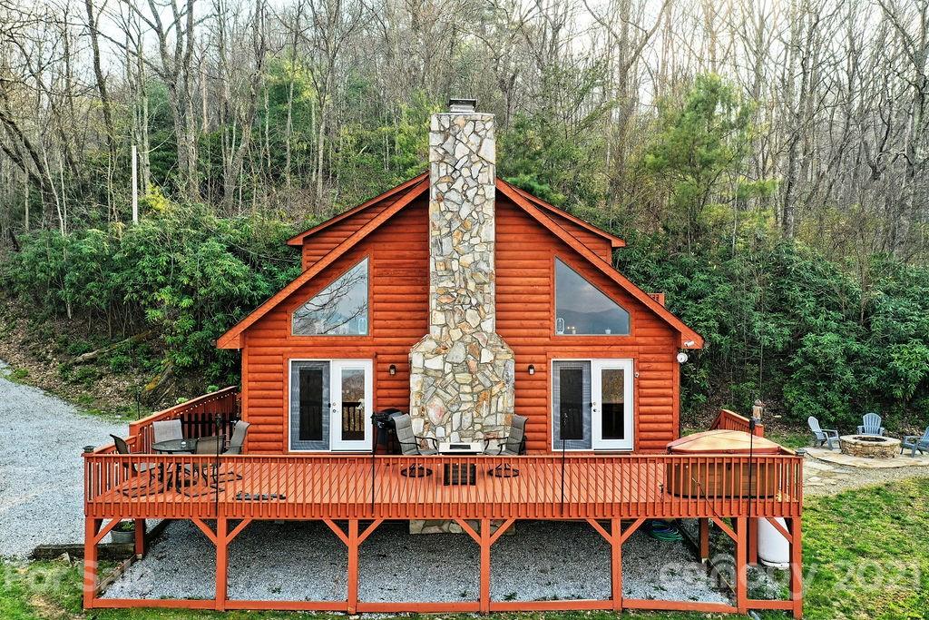 Property image 1 at 557 Connies Cove, Waynesville, NC 28785