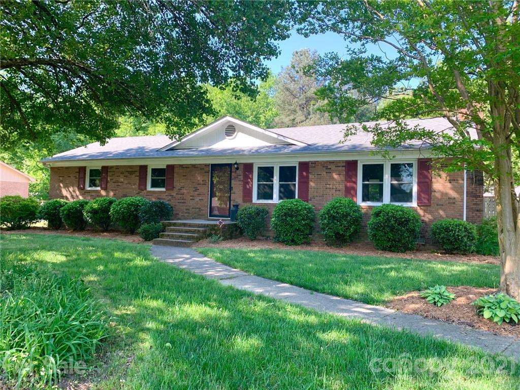 Property image 1 at 15100 Catawba Circle, Matthews, NC 28104