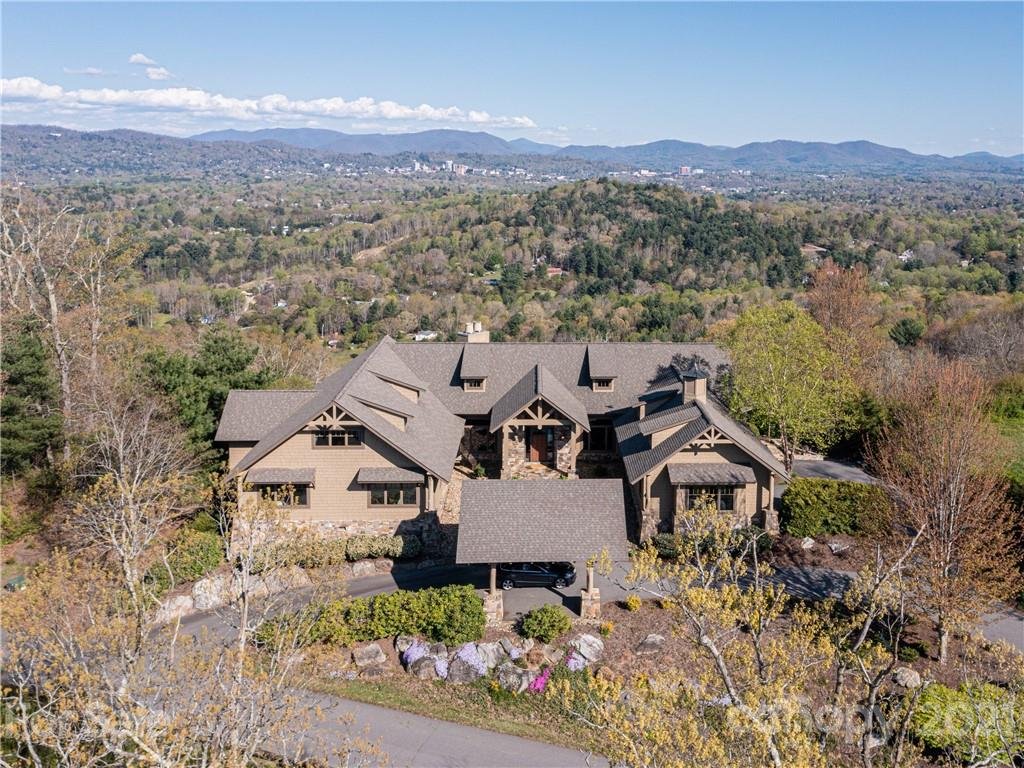 Property image 1 at 11 Redtail Ridge Road, Asheville, NC 28806