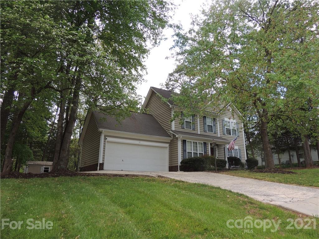 Property image 1 at 7270 Green Meadow Court, Denver, NC 28037