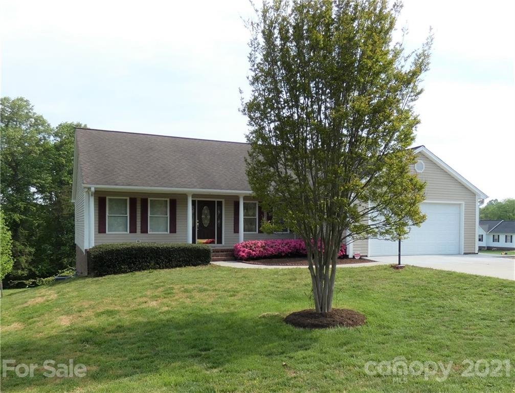 Property image 1 at 106 Zurich Lane, Statesville, NC 28625