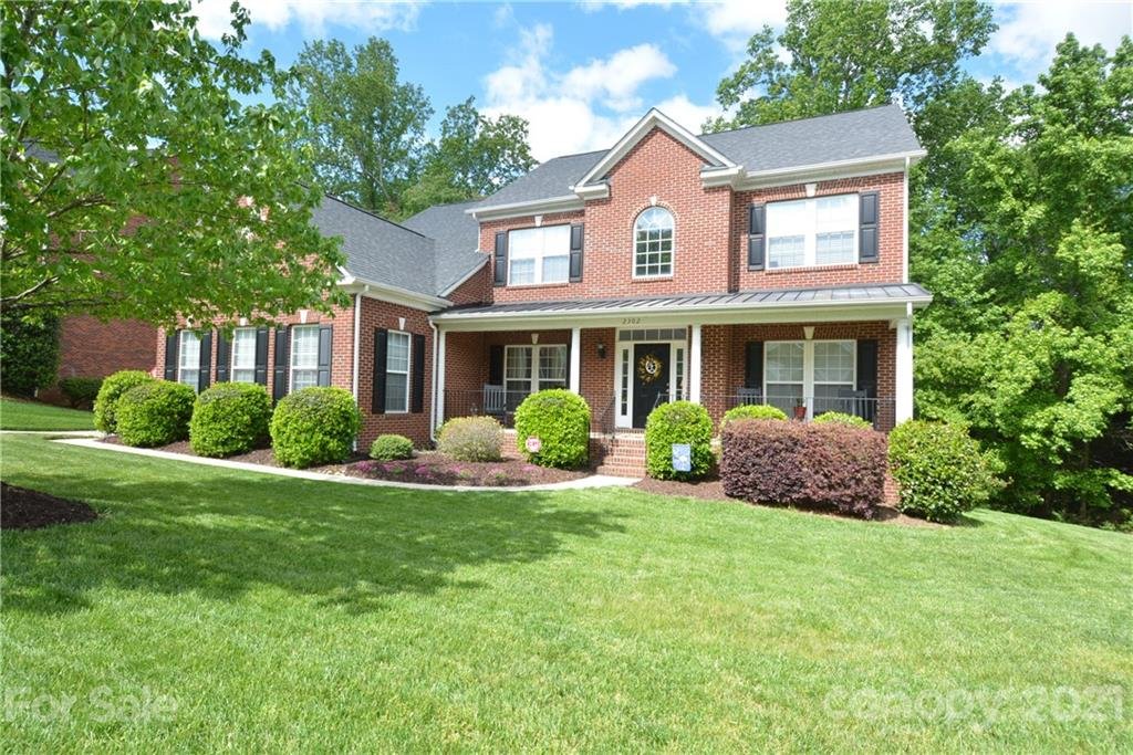 2302 Harvester Avenue