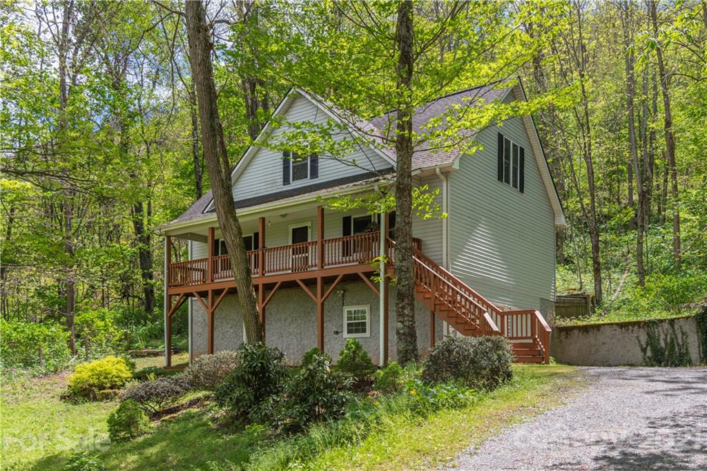Property image 1 at 975 Apple Creek Road, Waynesville, NC 28786