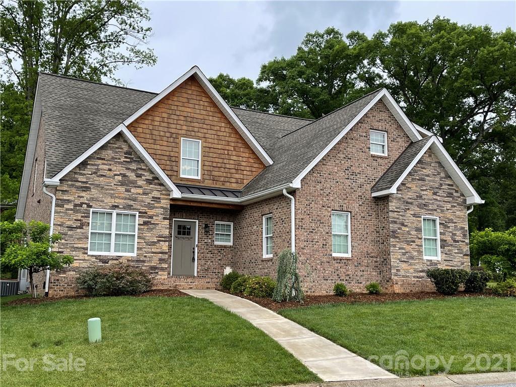 1279 10th Street Place