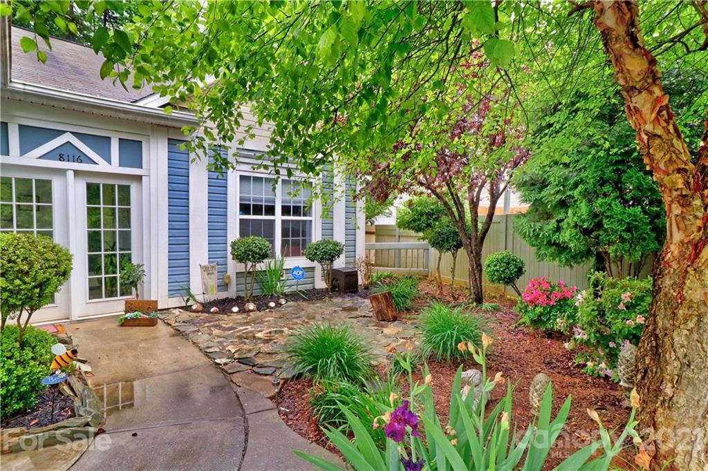 Property image 1 at 8116 Pozzi Road, Charlotte, NC 28216