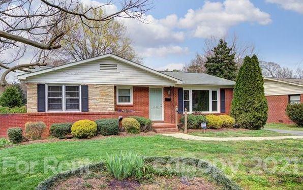 Property image 1 at 1521 Woodhill Lane, Charlotte, NC 28205