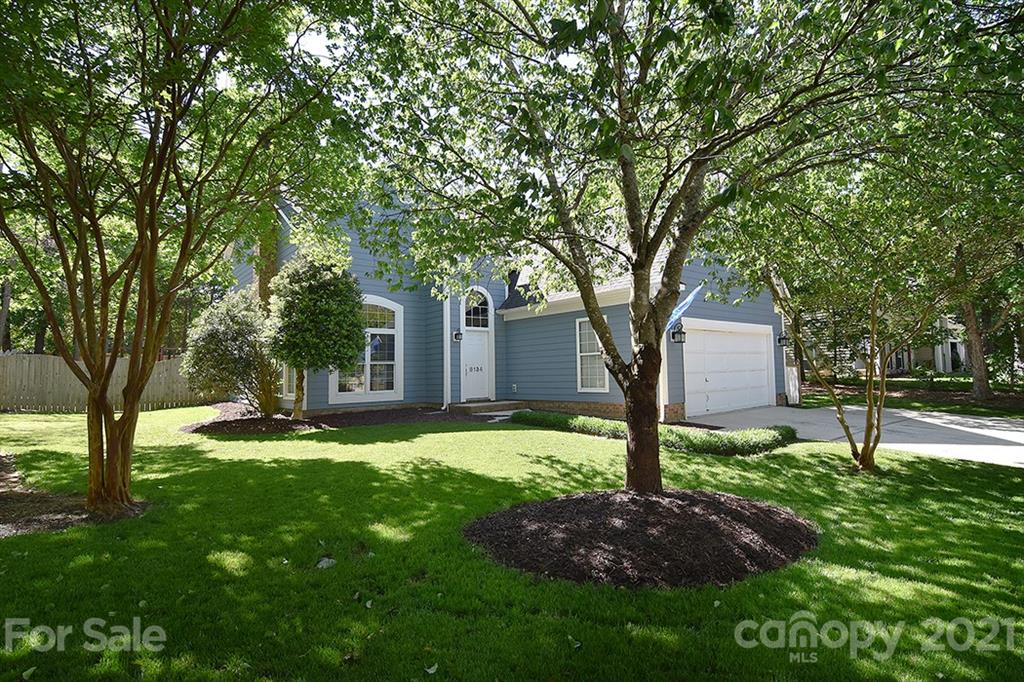 Property image 1 at 8134 Hunley Ridge Road, Matthews, NC 28104