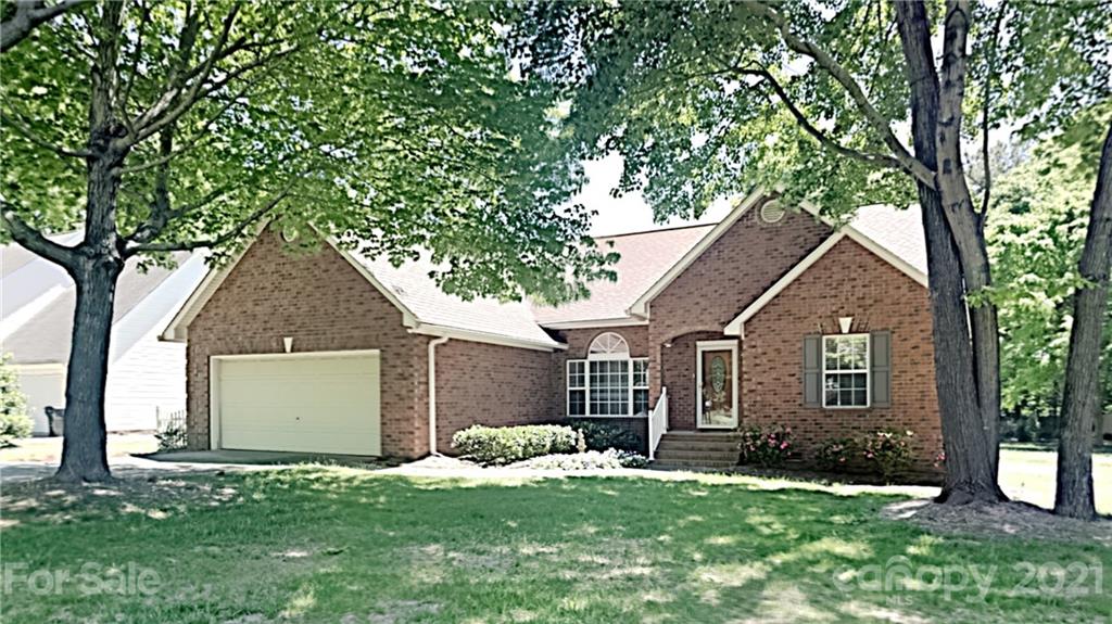 Property image 1 at 111 Woodstork Cove Road, Mooresville, NC 28117