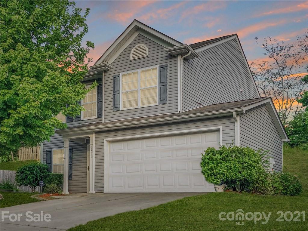 Property image 1 at 7809 Rabbits Foot Lane, Charlotte, NC 28217