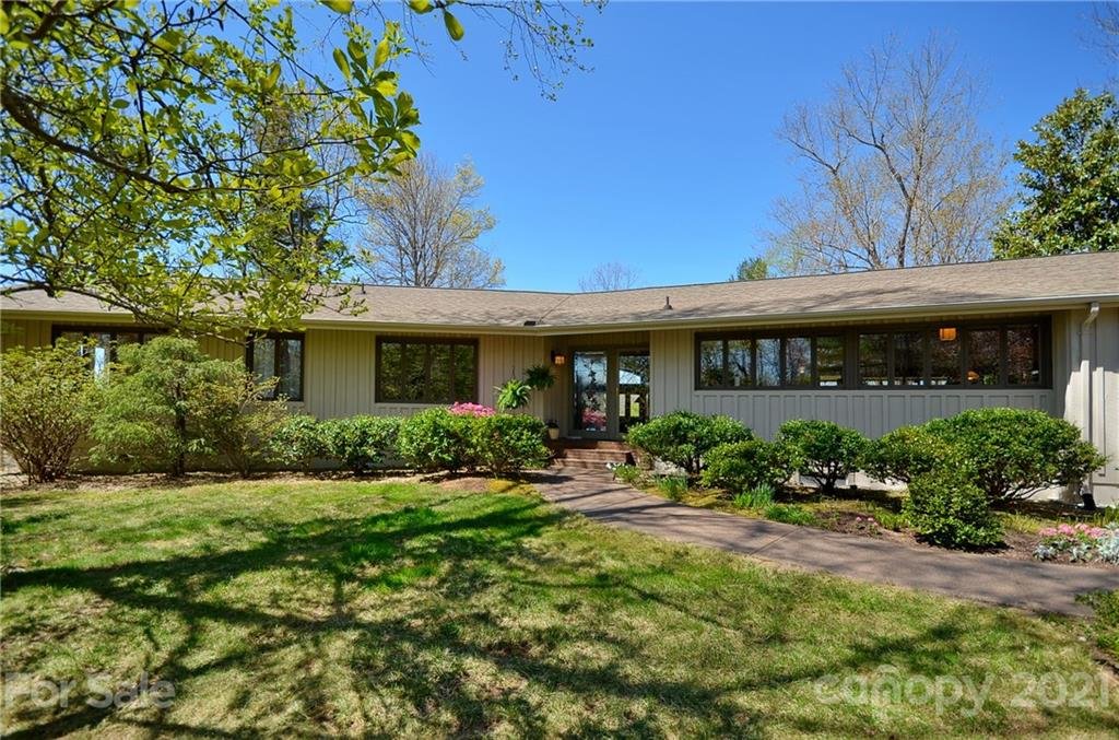 Property image 1 at 1412 Rambling Oaks Trail, Hendersonville, NC 28739