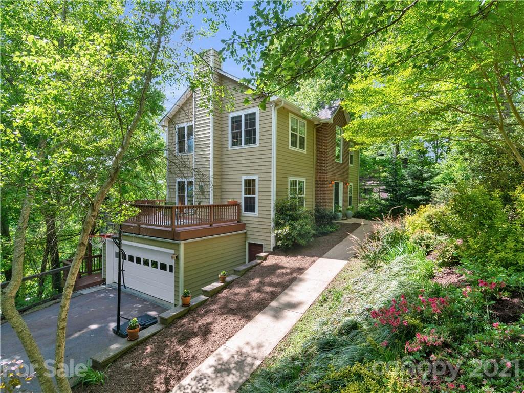 Property image 1 at 162 Cherokee Road, Asheville, NC 28804